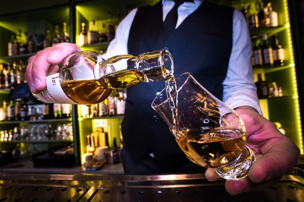 Whiskyproeverij, wijnproeverij, jeneverproeverij, bierproeverij, kaasproeverij, theeproeverij in hartje Amsterdam