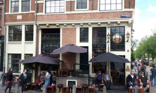 Café Papeneiland in de Jordaan Amsterdam